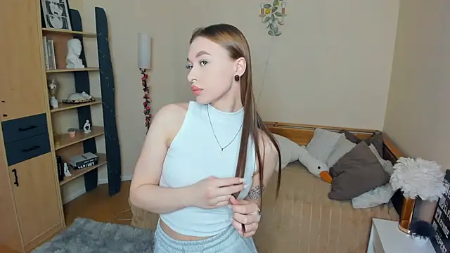 Snapshot of SangVivolo chatting on 04.10.26 SangVivolo online show from 04.10.26