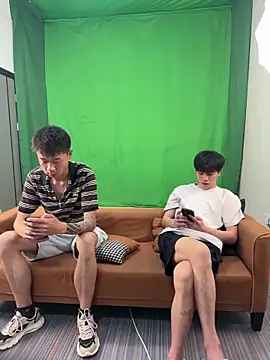 Snapshot of wxh8866 chatting on 04.05.26 wxh8866 online show from 04.05.26