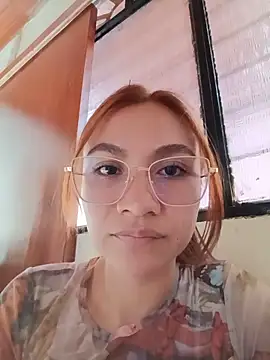 Snapshot of Leticia_Hinkley_ chatting on 05.15.26 Leticia Hinkley online show from 05.15.26