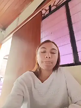 Snapshot of Leticia_Hinkley_ chatting on 05.23.26 Leticia Hinkley online show from 05.23.26