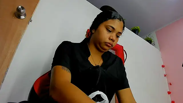 EllyBloom online show from 07.21.26