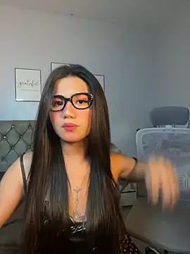 JassmineLove online show from 07.05.26