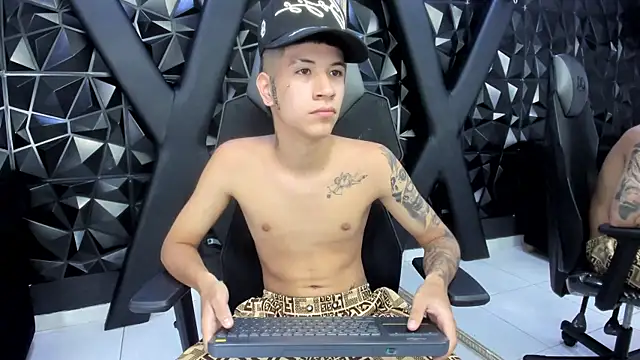MiloSex  online show from 05.08.26