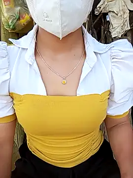 Snapshot of minachao121 chatting on 04.05.26 minachao121 online show from 04.05.26