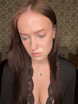 Snapshot of Bonny_Red_ chatting on 04.07.26 Bonny Red online show from 04.07.26