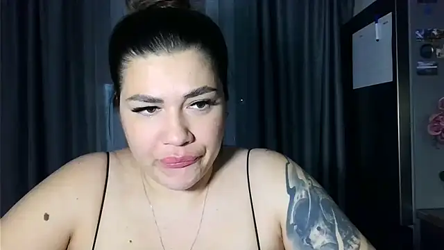 Snapshot of miss_preggie chatting on 04.07.26 miss preggie online show from 04.07.26