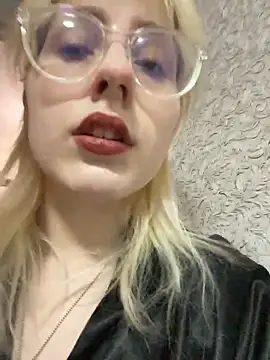 Snapshot of Picxel_ chatting on 04.07.26 Picxel online show from 04.07.26