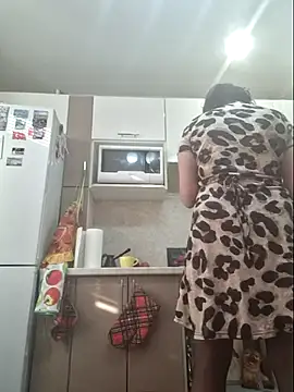 Snapshot of LaliaMia chatting on 03.11.25 LaliaMia online show from 03.11.25