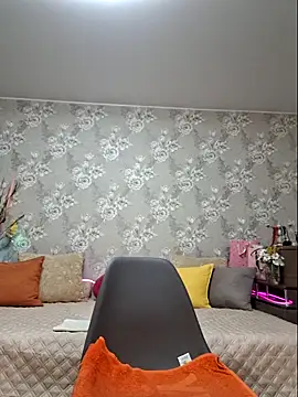 Snapshot of LaliaMia chatting on 03.12.25 LaliaMia online show from 03.12.25