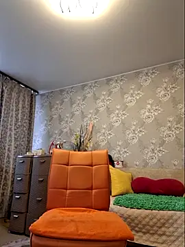 Snapshot of LaliaMia chatting on 09.09.25 LaliaMia online show from 09.09.25