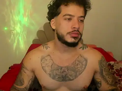 Snapshot of sinnei__ chatting on 04.07.26 sinnei online show from 04.07.26