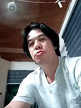 akiramoore online show from 06.05.26