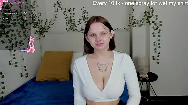 Charlotte Stee online show from 04.20.26