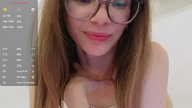 Snapshot of mmmay_day chatting on 04.30.26 mmmay day online show from 04.30.26
