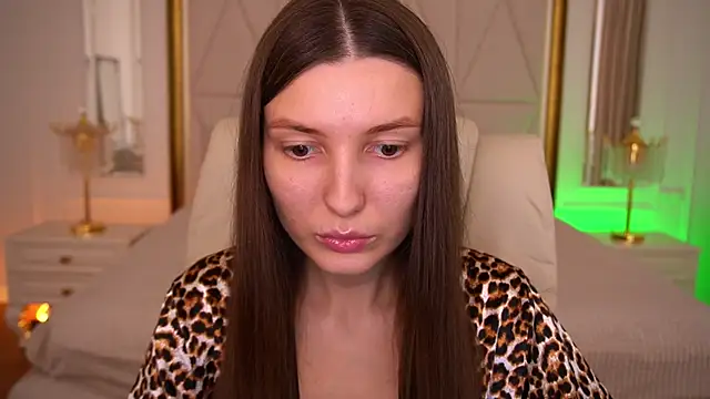 Snapshot of AshleyBaie chatting on 07.14.26 AshleyBaie online show from 07.14.26