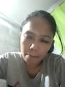 Snapshot of kisses28 chatting on 04.06.26 kisses28 online show from 04.06.26