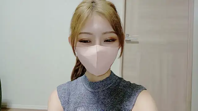 Snapshot of irochan_v chatting on 06.03.26 irochan v online show from 06.03.26