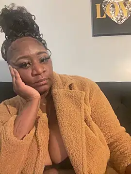 amberchill26 online show from 04.23.26