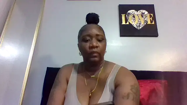 amberchill26 online show from 04.27.26