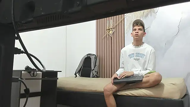 Ethanhot os online show from 05.12.26