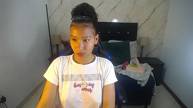 hasley cute online show from 05.05.26