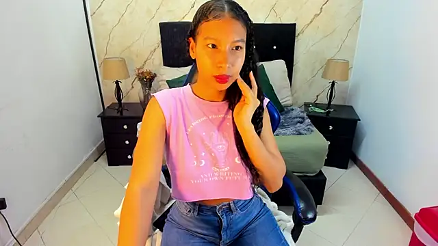 hasley cute online show from 05.21.26