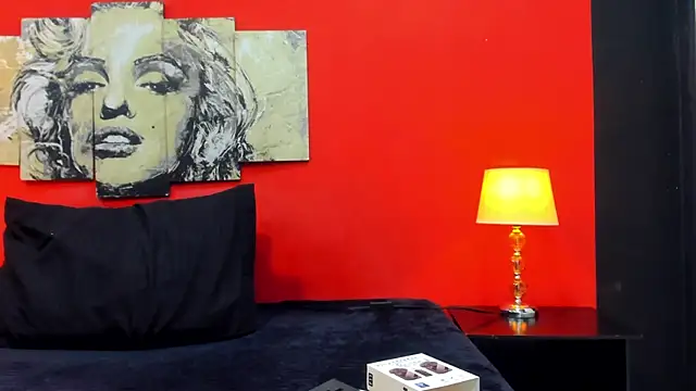 LucianaMadura1 online show from 06.17.26