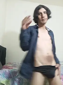 Snapshot of Alex_rose777 chatting on 04.10.26 Alex rose777 online show from 04.10.26