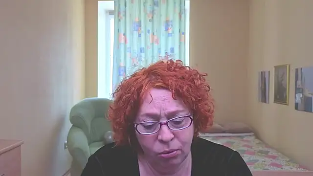 Fara Flutte online show from 04.17.26