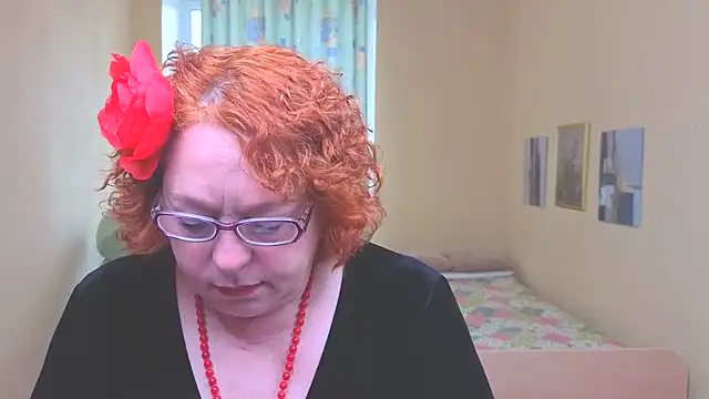 Fara Flutte online show from 04.23.26