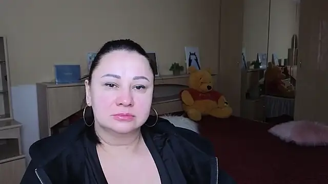 Snapshot of Mia_Misteryy chatting on 04.14.26 Mia Misteryy online show from 04.14.26