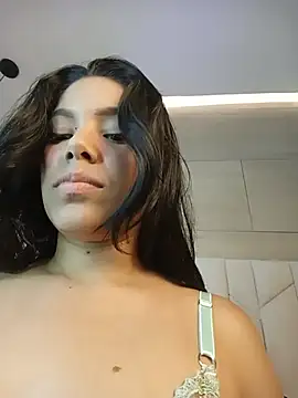 Snapshot of BrendaBloom_ chatting on 05.28.26 BrendaBloom online show from 05.28.26