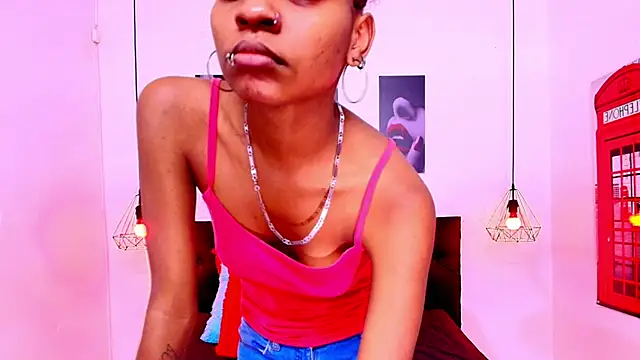 hilary banks1 online show from 07.18.26