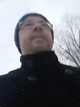 Snapshot of Luceriusbigass chatting on 12.13.24 Luceriusbigass online show from 12.13.24