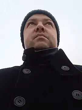 Snapshot of Luceriusbigass chatting on 12.16.24 Luceriusbigass online show from 12.16.24