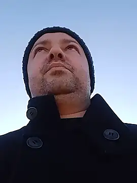 Snapshot of Luceriusbigass chatting on 12.19.24 Luceriusbigass online show from 12.19.24