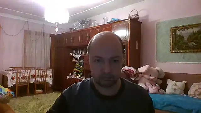 Snapshot of Luceriusbigass chatting on 01.31.25 Luceriusbigass online show from 01.31.25