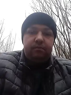 Snapshot of Luceriusbigass chatting on 02.28.25 Luceriusbigass online show from 02.28.25