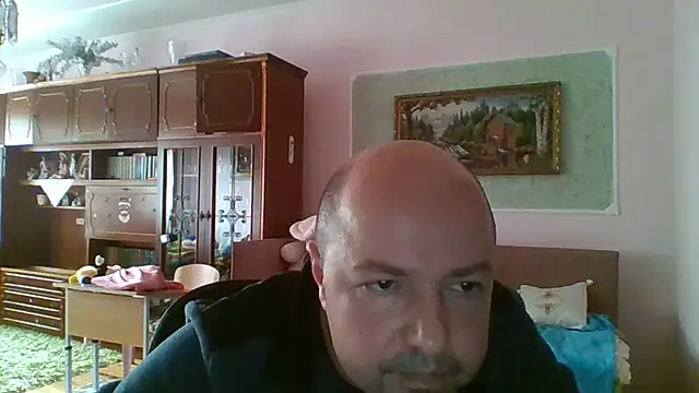 Snapshot of Luceriusbigass chatting on 03.01.25 Luceriusbigass online show from 03.01.25