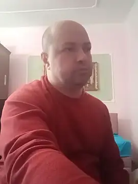 Snapshot of Luceriusbigass chatting on 03.08.25 Luceriusbigass online show from 03.08.25