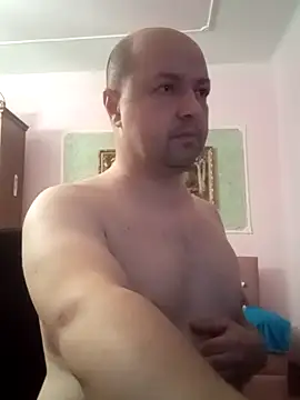 Snapshot of Luceriusbigass chatting on 03.11.25 Luceriusbigass online show from 03.11.25