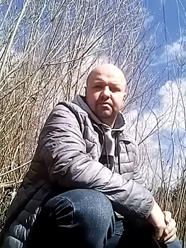 Snapshot of Luceriusbigass chatting on 03.19.25 Luceriusbigass online show from 03.19.25