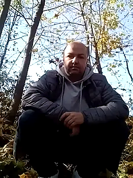 Snapshot of Luceriusbigass chatting on 10.21.25 Luceriusbigass online show from 10.21.25