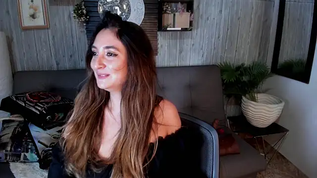 Snapshot of Alucarda666 chatting on 06.05.26 Alucarda666 online show from 06.05.26