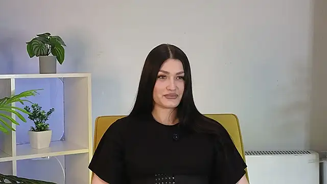 Snapshot of CheyenneGerla chatting on 04.08.26 CheyenneGerla online show from 04.08.26