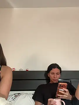 Snapshot of geneblan28 chatting on 04.08.26 geneblan28 online show from 04.08.26