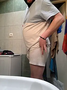 Snapshot of Dark_Silk_TV chatting on 04.08.26 Dark Silk TV online show from 04.08.26