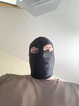 Snapshot of Dark_Silk_TV chatting on 04.08.26 Dark Silk TV online show from 04.08.26