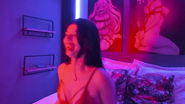 Sophie Copers online show from 05.28.26