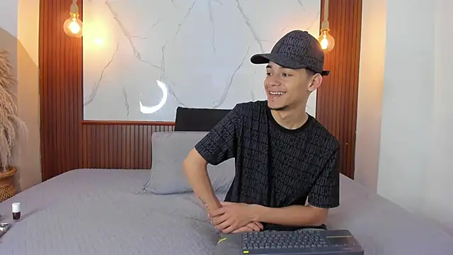 Eroticxcouple online show from 05.07.26